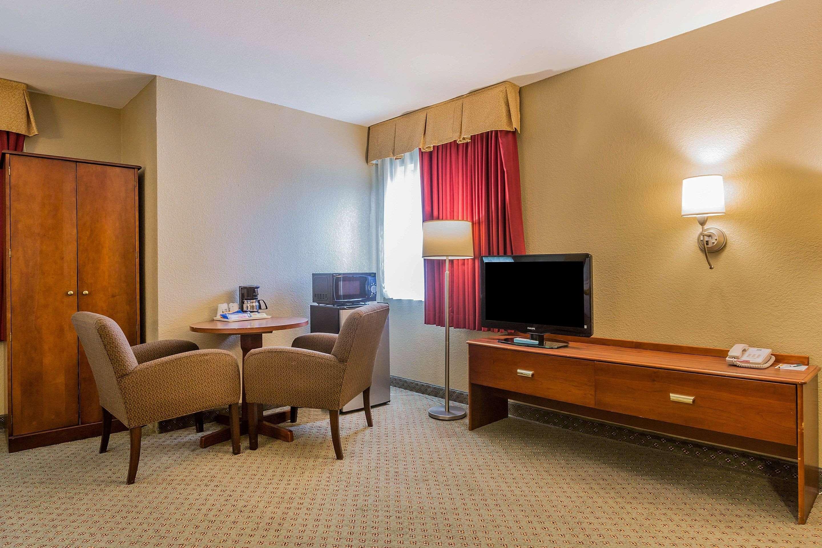 Quality Inn Hyde Park - Poughkeepsie North Zewnętrze zdjęcie