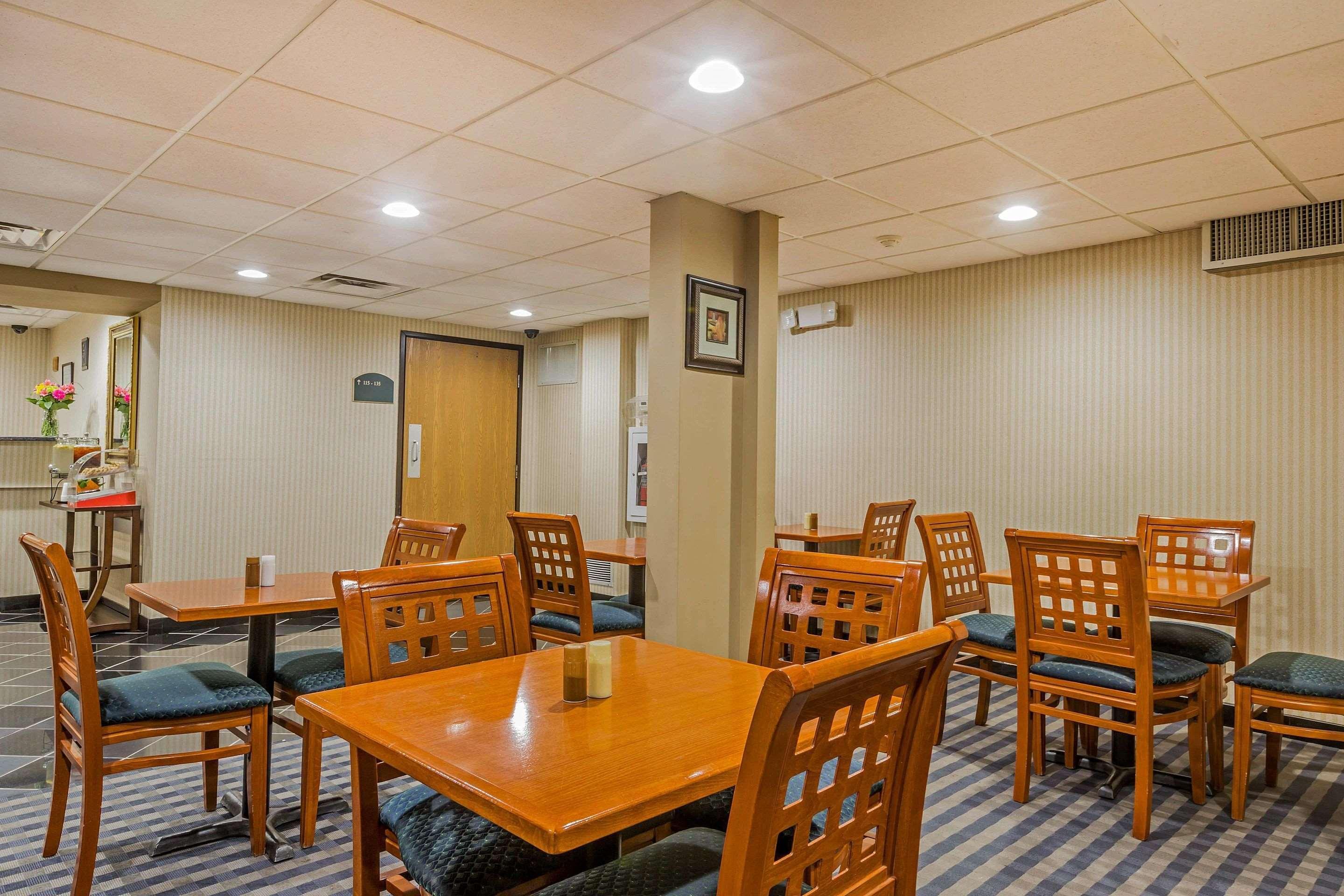 Quality Inn Hyde Park - Poughkeepsie North Zewnętrze zdjęcie